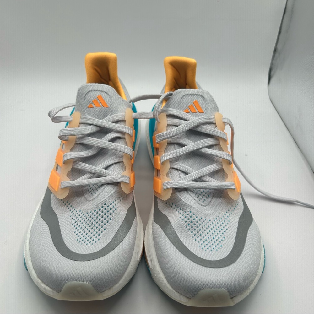 adidas Men’s Ultraboost Light Running Shoes (Ultraboost 23) size 9 - Picture 12 of 13